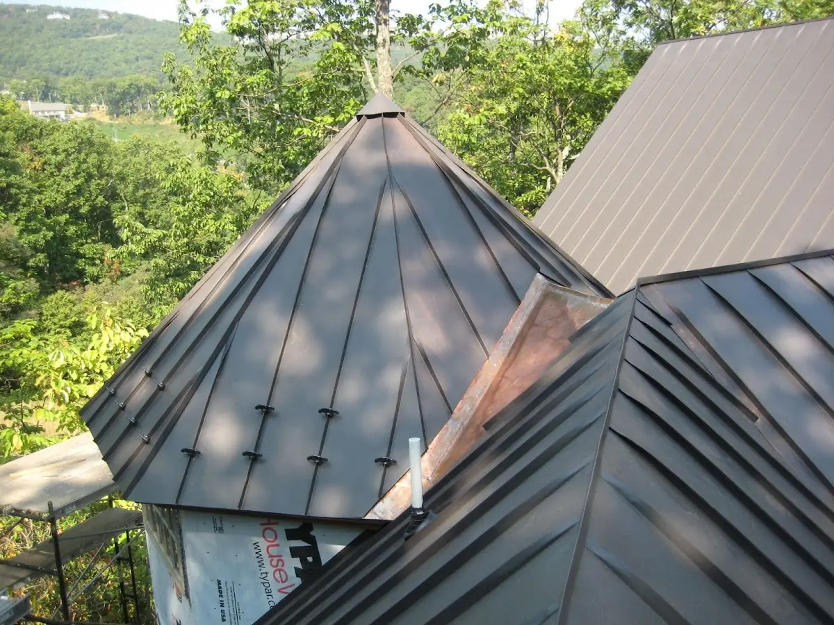 Professional Roof Tarp Installation by Craftsman Roofing in Vestavia Hills